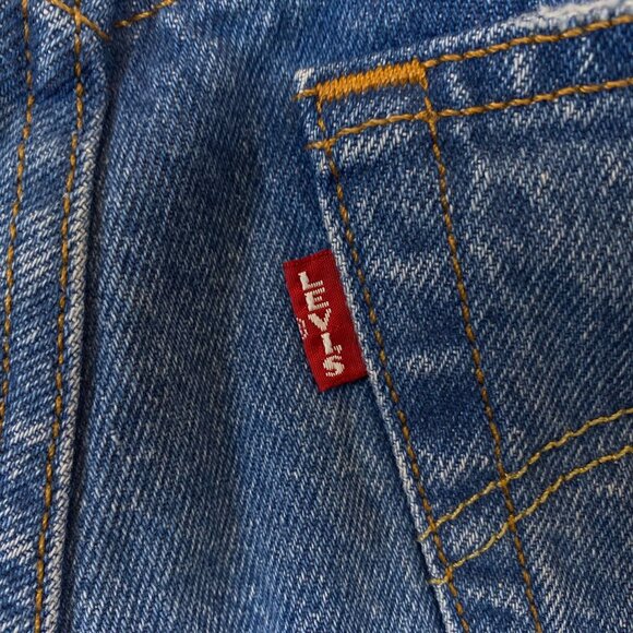 Levis Premium 501 Women's Denim Shorts 24 Distressed High-Waisted - Picture 5 of 11